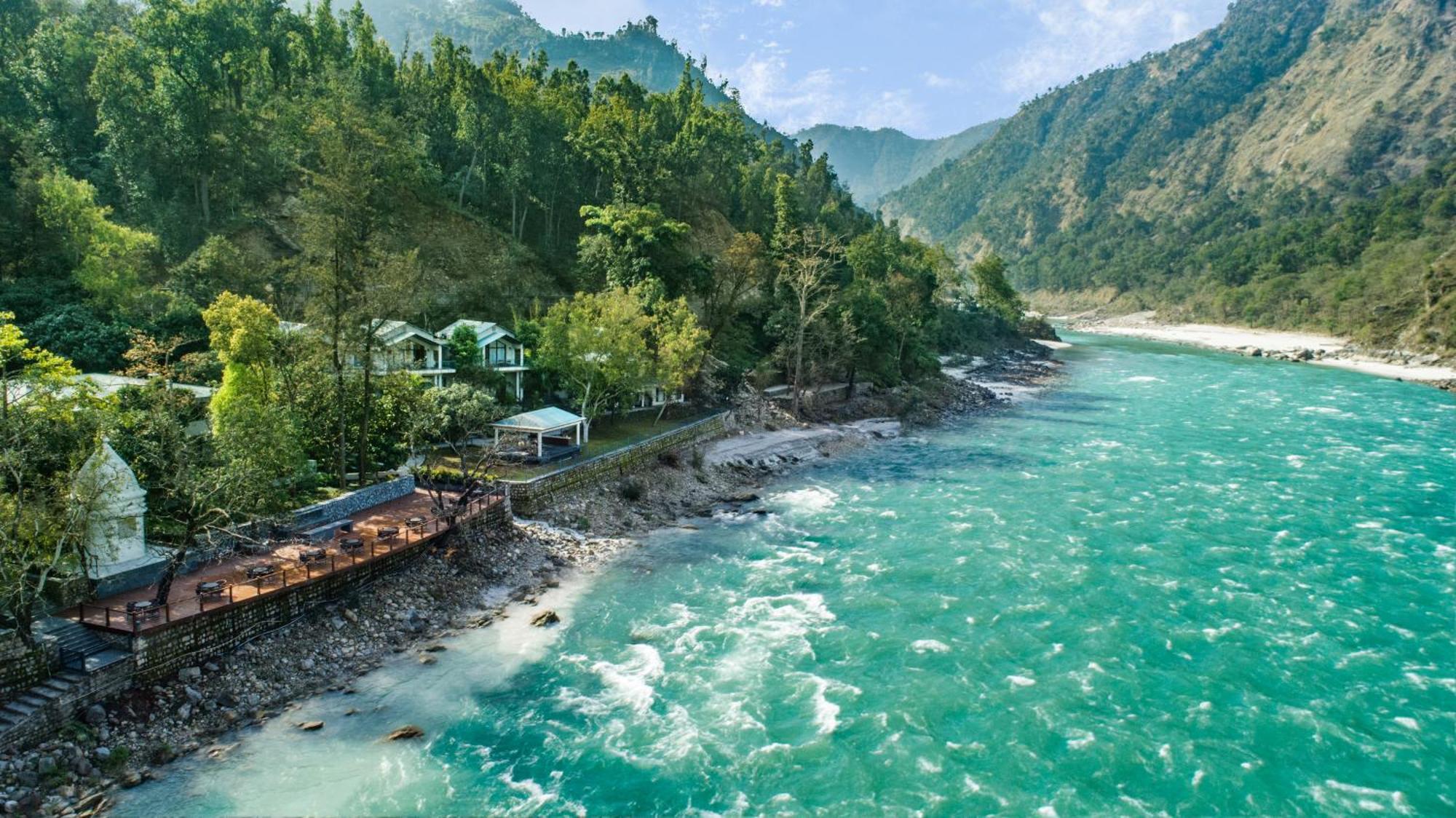 Отель Anand Kashi By The Ganges Rishikesh - Ihcl Seleqtions Sirasu Экстерьер фото